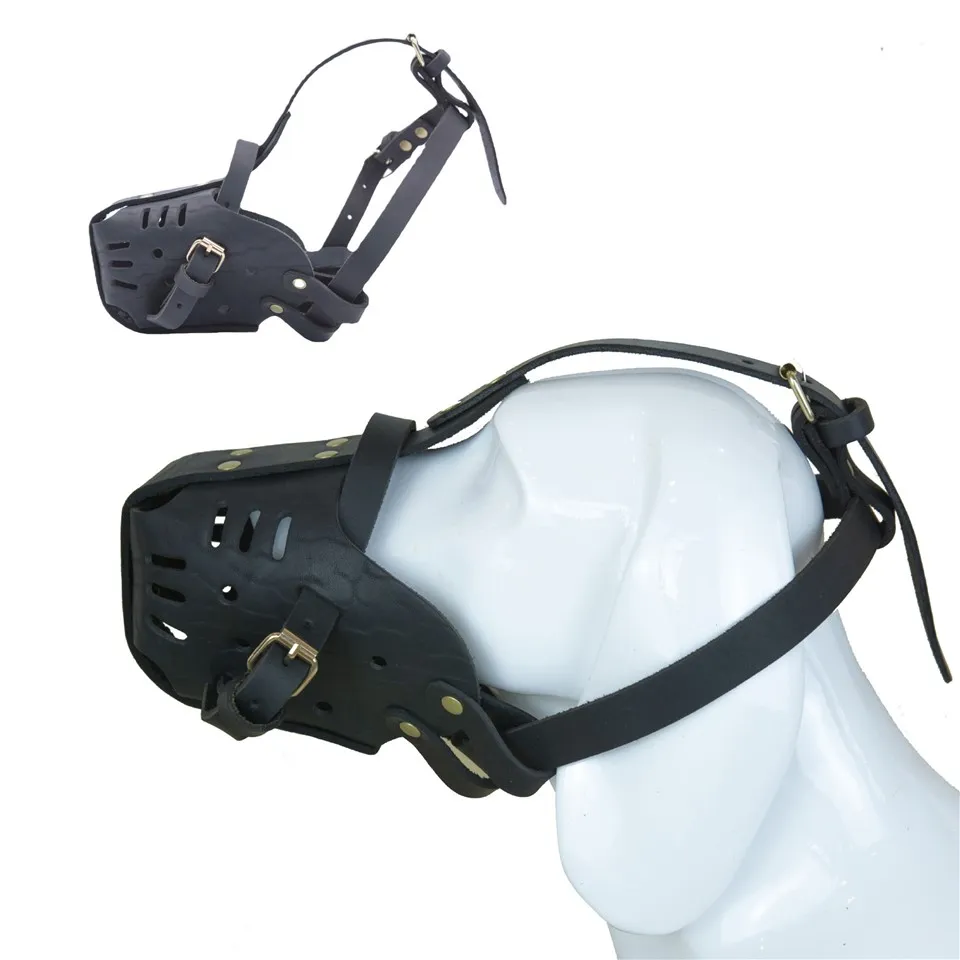 Kožený náhubek německého ovčáka